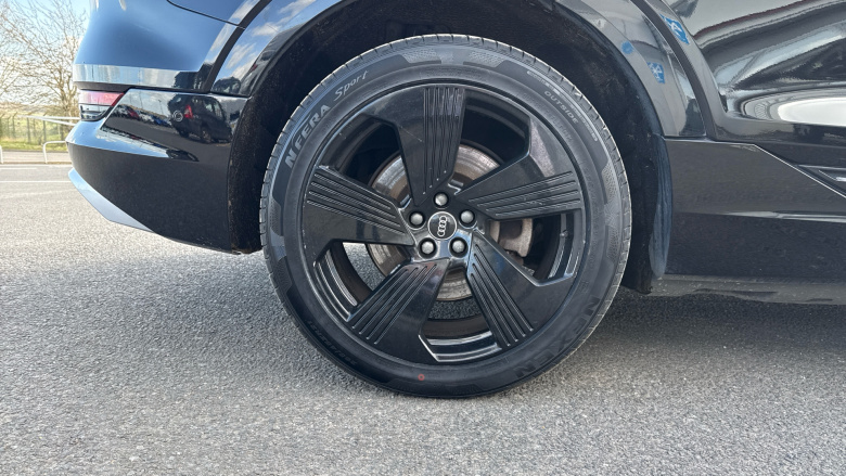 Audi e-tron 230kW 50 Quattro 71kWh S Line 5dr Auto Electric Estate